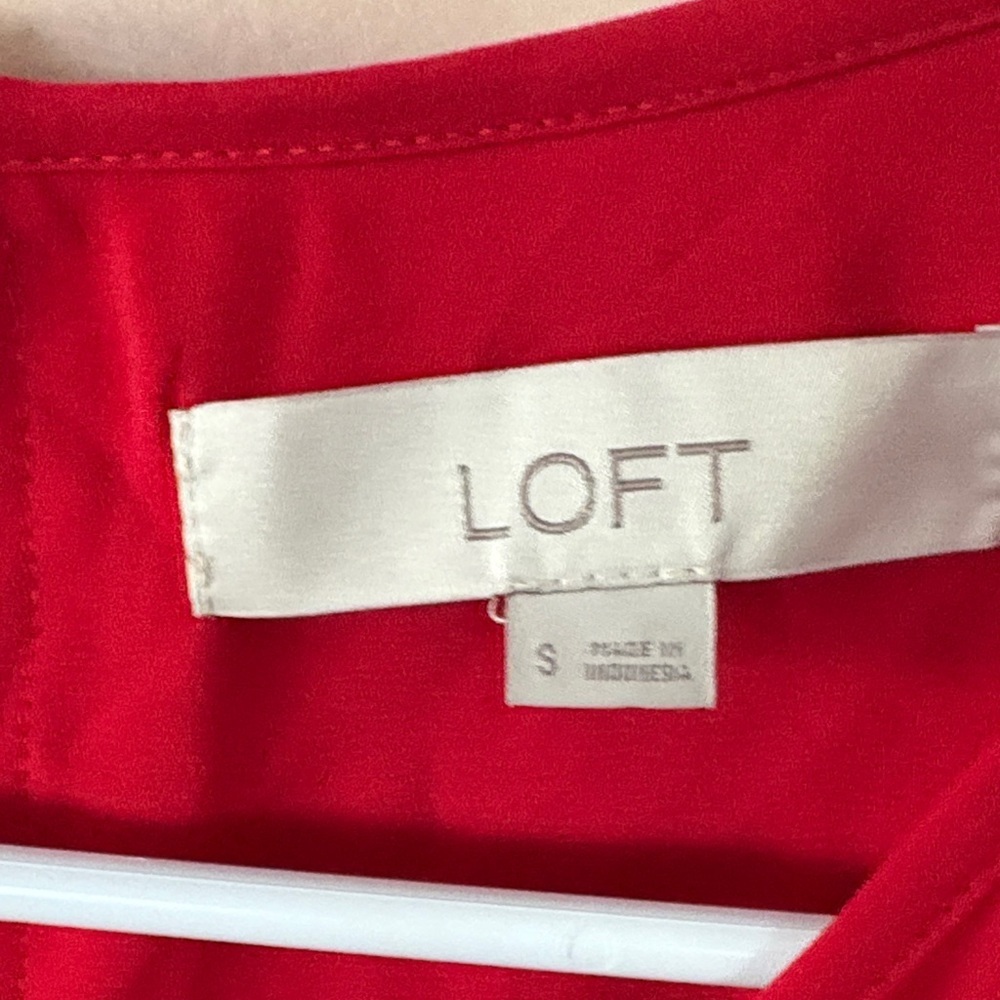 Loft Red Ruffled Women's Top - Picture 3 of 5